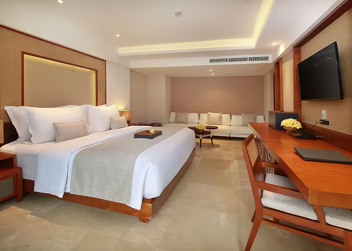 Hotel The Bandha &