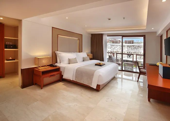 Hotel The Bandha & 5*